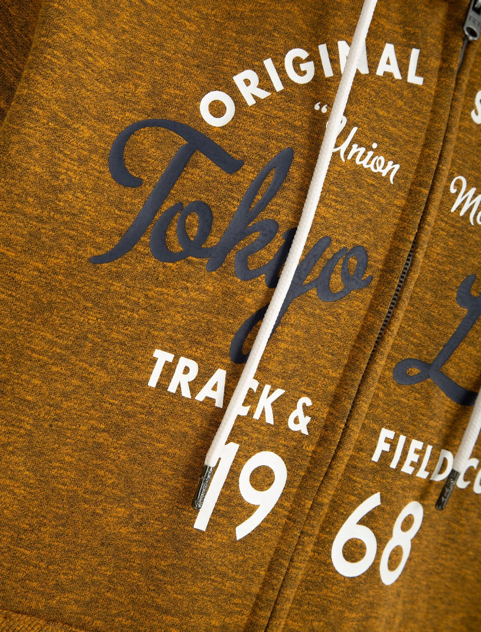 Lowell Motif Zip Through Fleece Hoodie In Bronze Brown Siro - Tokyo Laundry