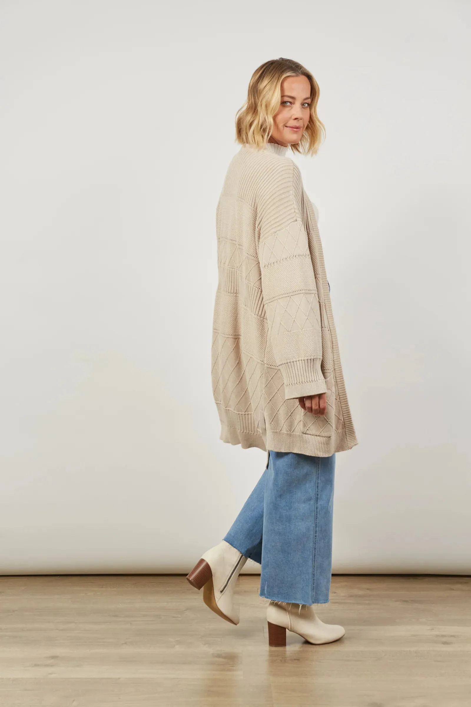 Metro Cardigan Buff / ONESIZE