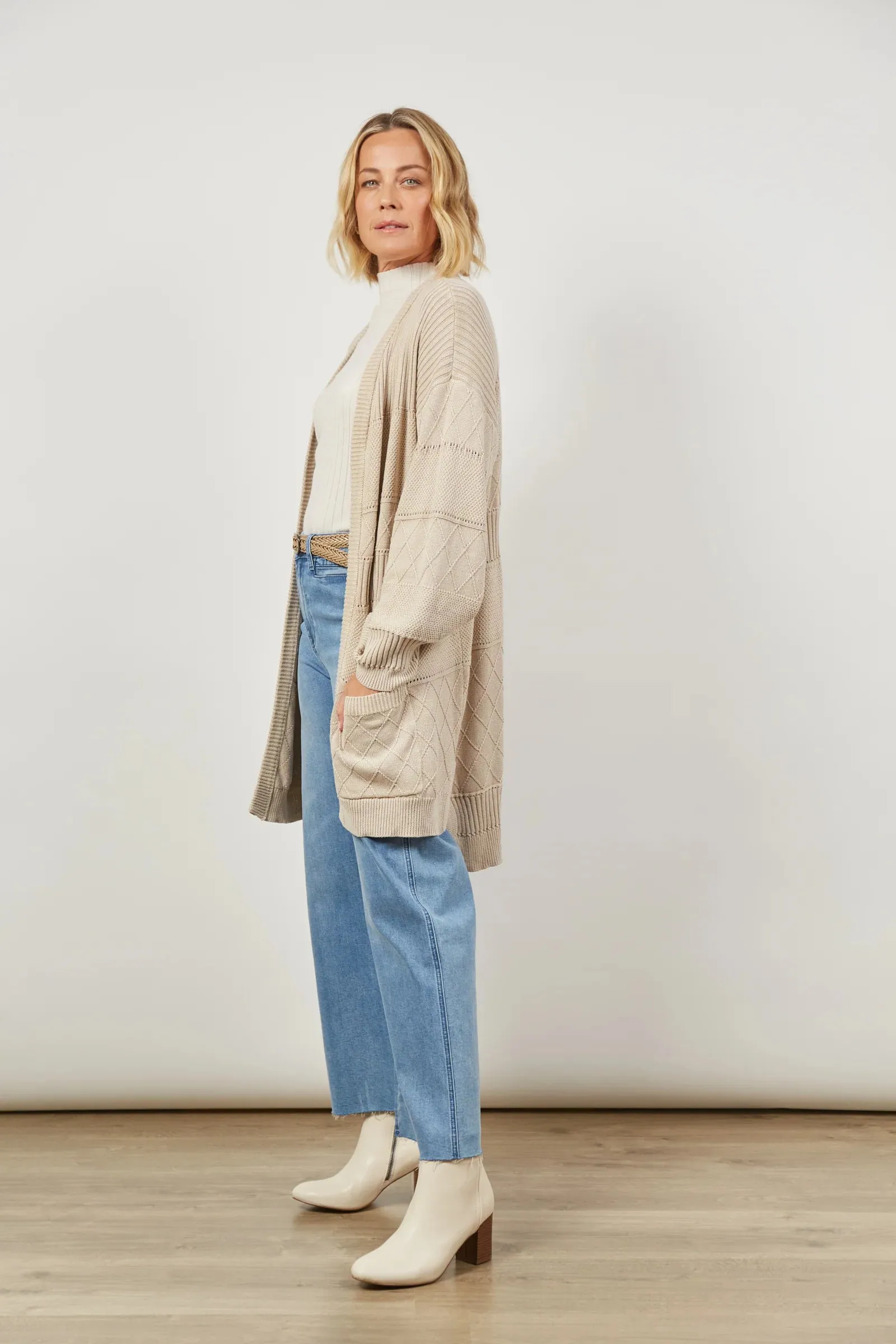 Metro Cardigan Buff / ONESIZE