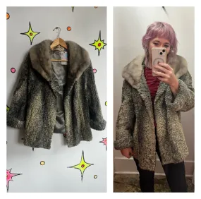 Vintage 40s 50s | Gray Lambswool Fur Coat with Mink Collar | Small