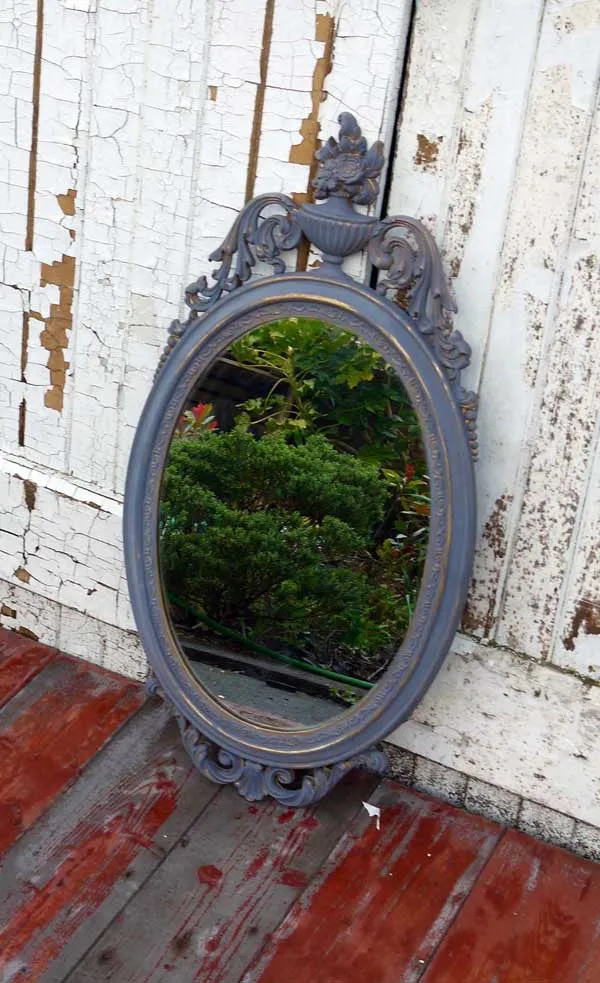 Vintage oval mirror now in  Miss Mustard Seed Milk paint by Emily Rose Vintage